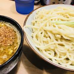 カレーな油煮干しそば