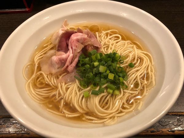 「飛魚清湯そば」@灰汁中華 丿貫 福富町本店の写真