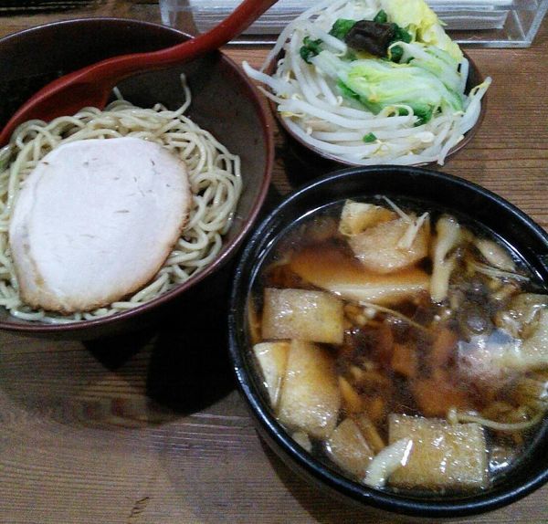 「キノコつけ麺　８９０円」@イツワ製麺所食堂 東神奈川店の写真
