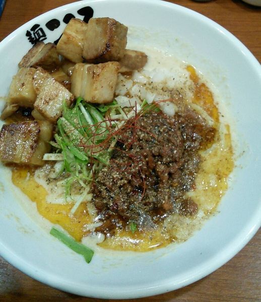 「濃厚担々麺＋ゴロゴロチャーシュー　８５０円＋２３０円」@麺屋こころ 六角橋店の写真
