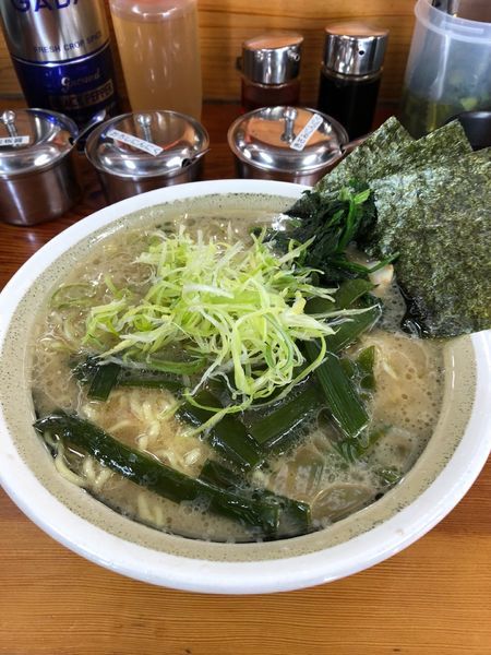 「ワカメラーメン中」@カマリヤ大将の写真