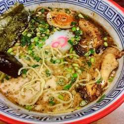 黒豚骨中華そば