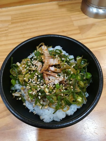 「黒トンネギ+香味替え玉+ミニネギ飯」@とんこつらーめん いちの屋の写真
