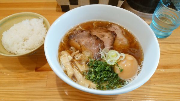 「特製ラーメン＋ランチライス」@ラーメン大木戸の写真