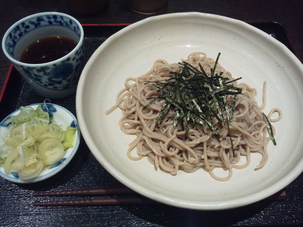 「ざるそば 400円」@SOBA DINING 凛や 池袋店の写真