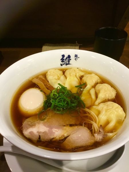 「わんたん麺（醤油）¥940 ＋ 味玉 ¥100」@麺や維新の写真