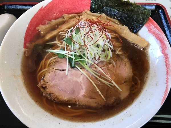 「琥珀中華そば  750円」@中華そば 八縁の写真