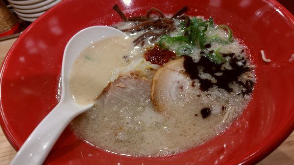 「赤丸新味８５０円」@一風堂 京都ポルタ店の写真