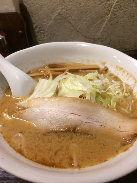 「かつおだしの味噌ラーメン830円」@づゅる麺 池田の写真