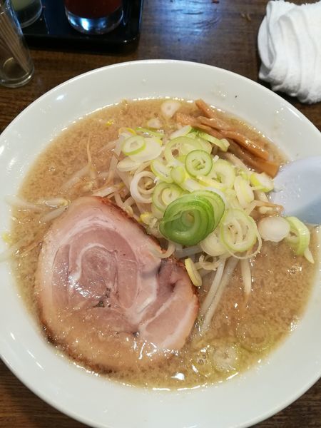 「しょうゆラーメン」@こってりらーめん 誉の写真