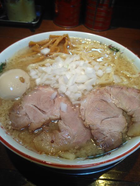 「背脂煮干そば(大油)＋特盛り＋味玉（ラーパス）」@燕三条中華そば ぎと家 武里本店の写真