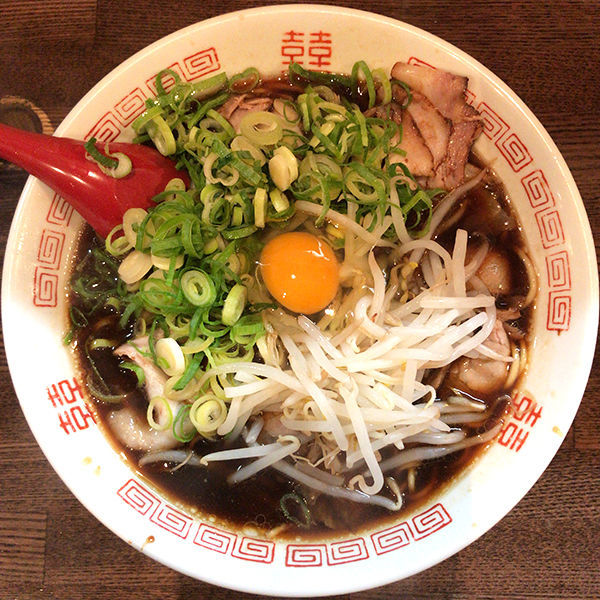 「特大新福そば」@新福菜館 麻布十番店の写真