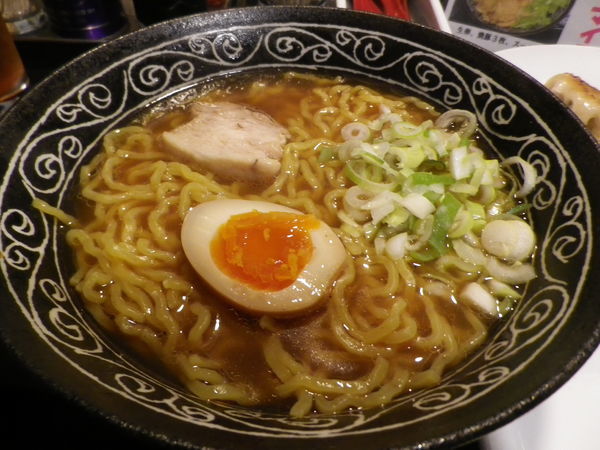 「牛骨らーめん・黒」@MISORAの写真