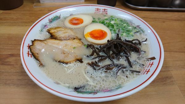 「煮卵らーめん」@魂龍の写真