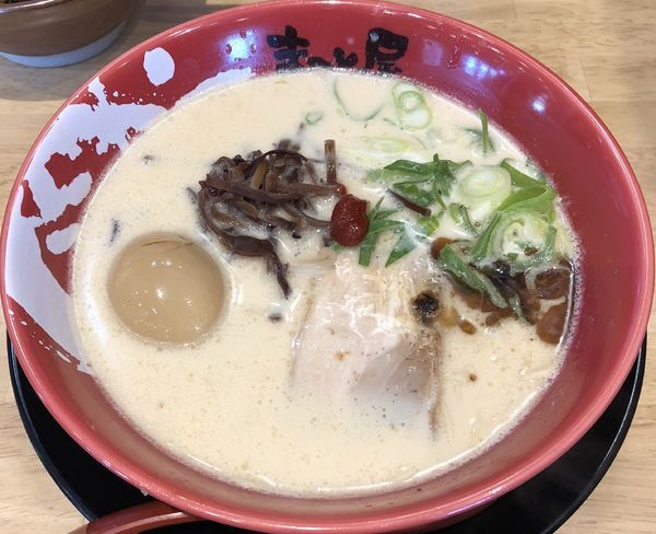 「とろ～り半熟煮玉子牛じゃんラーメン(税別￥790)」@ラーメン まこと屋 厚木山際店の写真