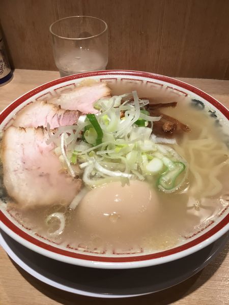 「中華そば ¥780＋味玉 ¥100」@田中そば店 赤坂アークヒルズ店の写真