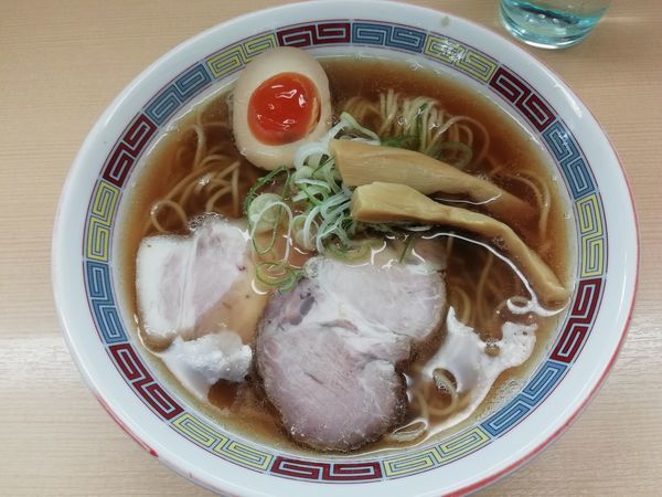 「煮干しらーめん（780円）」@煮干鰮らーめん 圓の写真