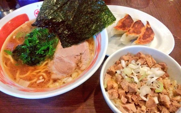 「ラーメン＋Ｄセット」@とんこつラーメン とん桜の写真