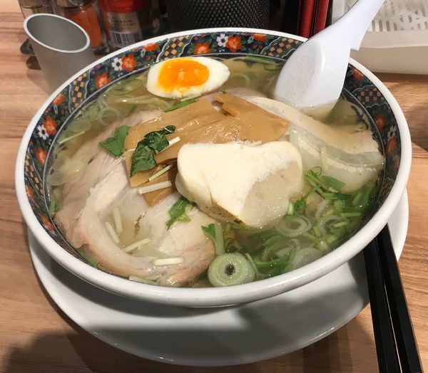 「味菜塩拉麺」@函館麺厨房あじさい 新千歳空港店の写真