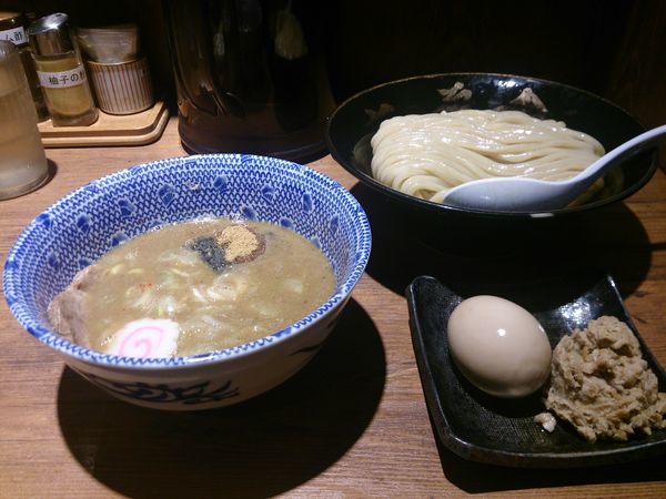 「得製つけめん」@六厘舎 大崎店の写真