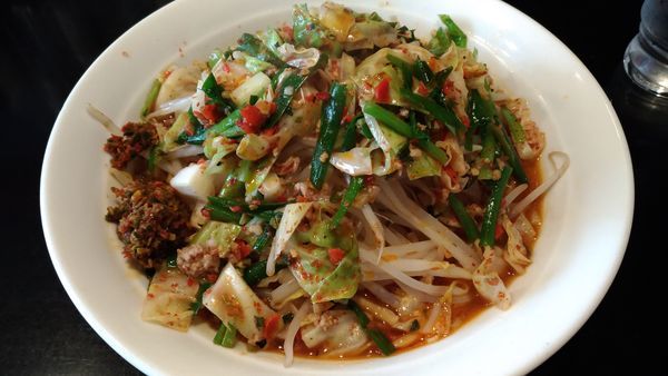「極辛ラーメン大盛り野菜マシ」@激辛拉麺 鷹の爪の写真