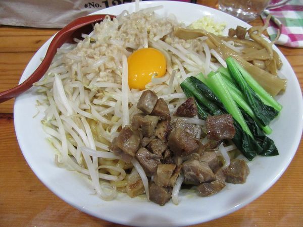 「まぜそば大盛(900円)」@麺や 万福 ma.n.pu.kuの写真
