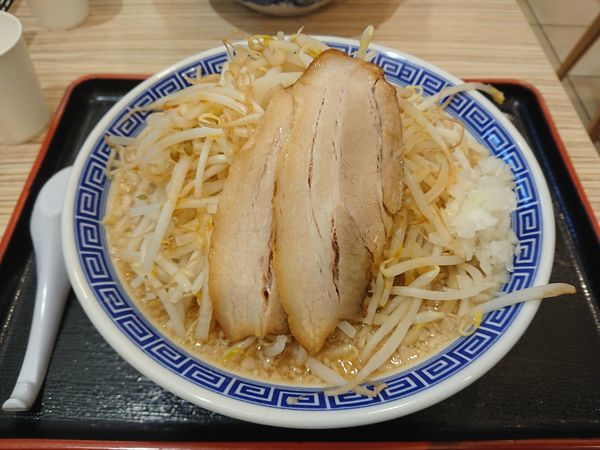 「角ふじ 大盛・野菜(無料)」@山岸一雄製麺所 モラージュ菖蒲店の写真