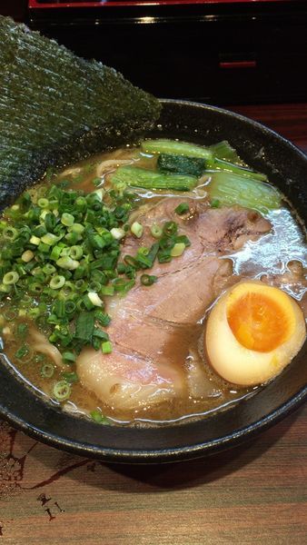 「こってり らぁめん」@丸新らぁめん食堂の写真