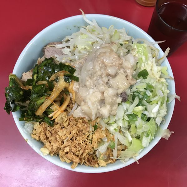 「小ラーメン＋ねぎ汁なし＋ピリ辛にらだれ」@ラーメン二郎 中山駅前店の写真