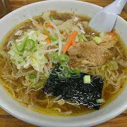中華そば（Ｒｅｇｕｌａｒ　Ｎｏｏｄｌｅ）　中（Ｍ）