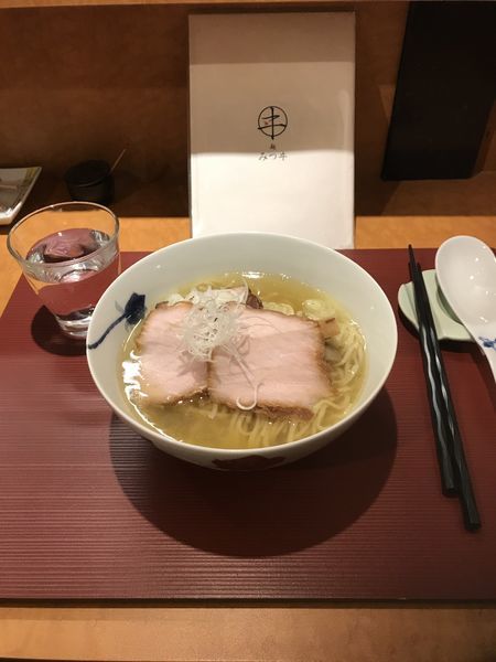「塩ラーメン（手もみ麺）」@麺 みつヰの写真