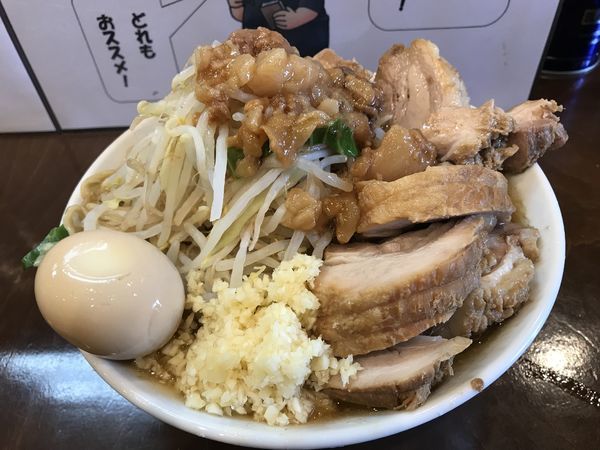 「小豚ラーメン」@麺屋 歩夢の写真