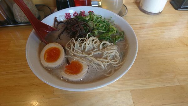 「味玉豚そば」@麺や 木蓮の写真