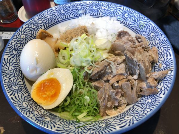 「まぜそば＋味玉」@中華そば 葵の写真