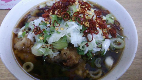 「ジャンボゲソそば」@一由そば 日暮里店の写真