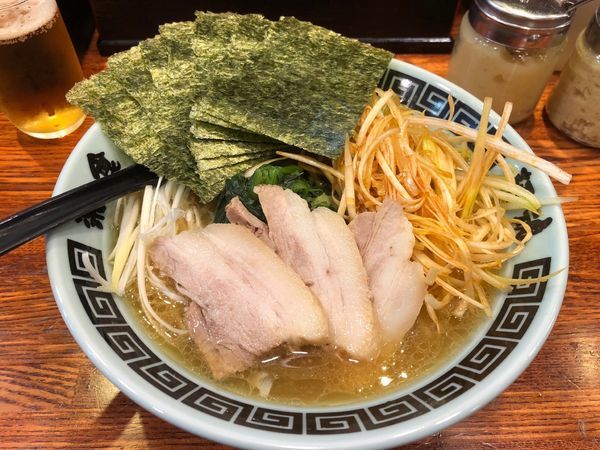 「助ラーメントッピB」@横浜家系 助格家の写真