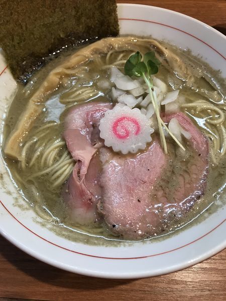 「銀の煮干し」@煮干中華そば 鈴蘭 中野店の写真