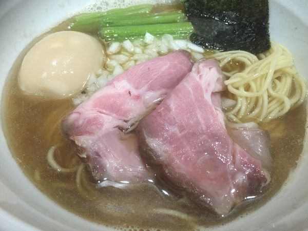 「煮干味玉そば（850円）」@陽はまたのぼるの写真