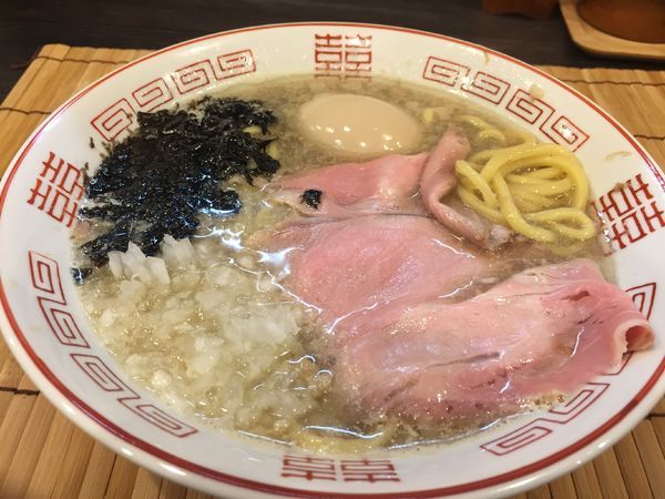 「燕三条系背脂にぼしそば＋味玉（850円）」@平井亭の写真