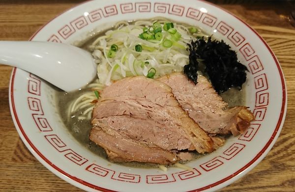 「極濃厚煮干しそば(850円)」@煮干中華そば専門 煮干丸の写真