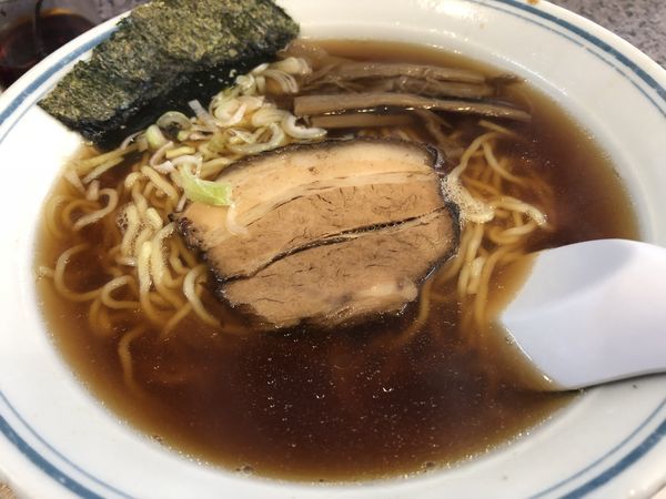 「ラーメン　￥５５０」@味の萬楽の写真