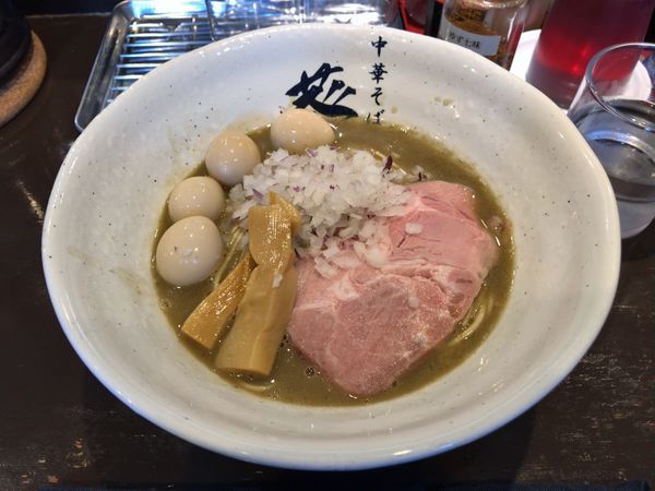 「濃厚煮干しらーめん」@濃厚煮干らーめん 川むらの写真