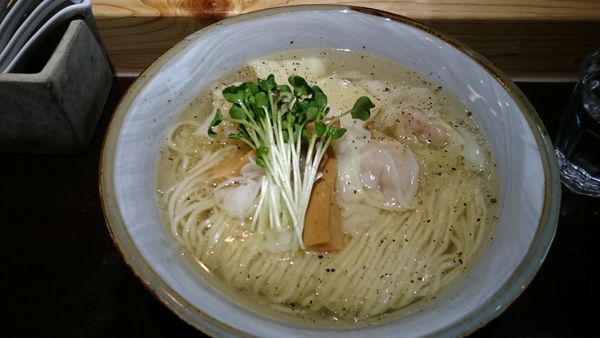 「塩わんたん麺」@麺屋 坂本01の写真