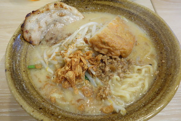 「九州麦味噌 炙りチャーシューらーめん」@味噌乃屋 田所商店 仙台駅前店の写真