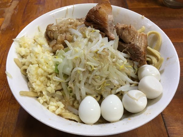 「エビ小ウズラ ニンニクマシマシアブラ」@蓮爾 新町一丁目店の写真