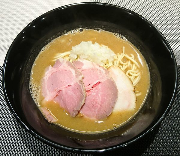 「【限定】濃厚中華そば」@煮干乱舞の写真