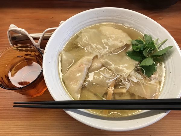 「海老塩わんたんめん ¥1080 大盛 ¥150」@純手打ち 麺と未来の写真