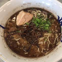 黒らぁめん（550円）