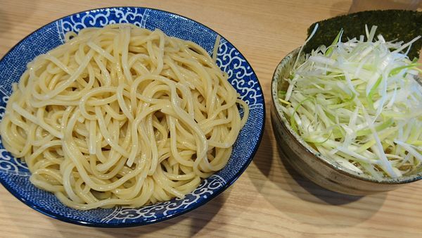 「つけ、中盛り、ネギ」@孫作の写真