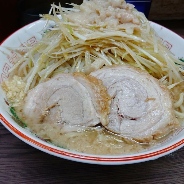 「小 少な目硬め 脂 ニンニクちょっと」@ラーメン二郎 横浜関内店の写真